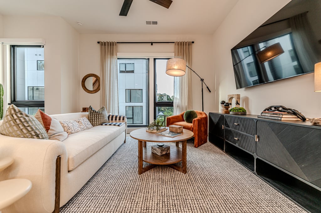 Arbor Living Room 